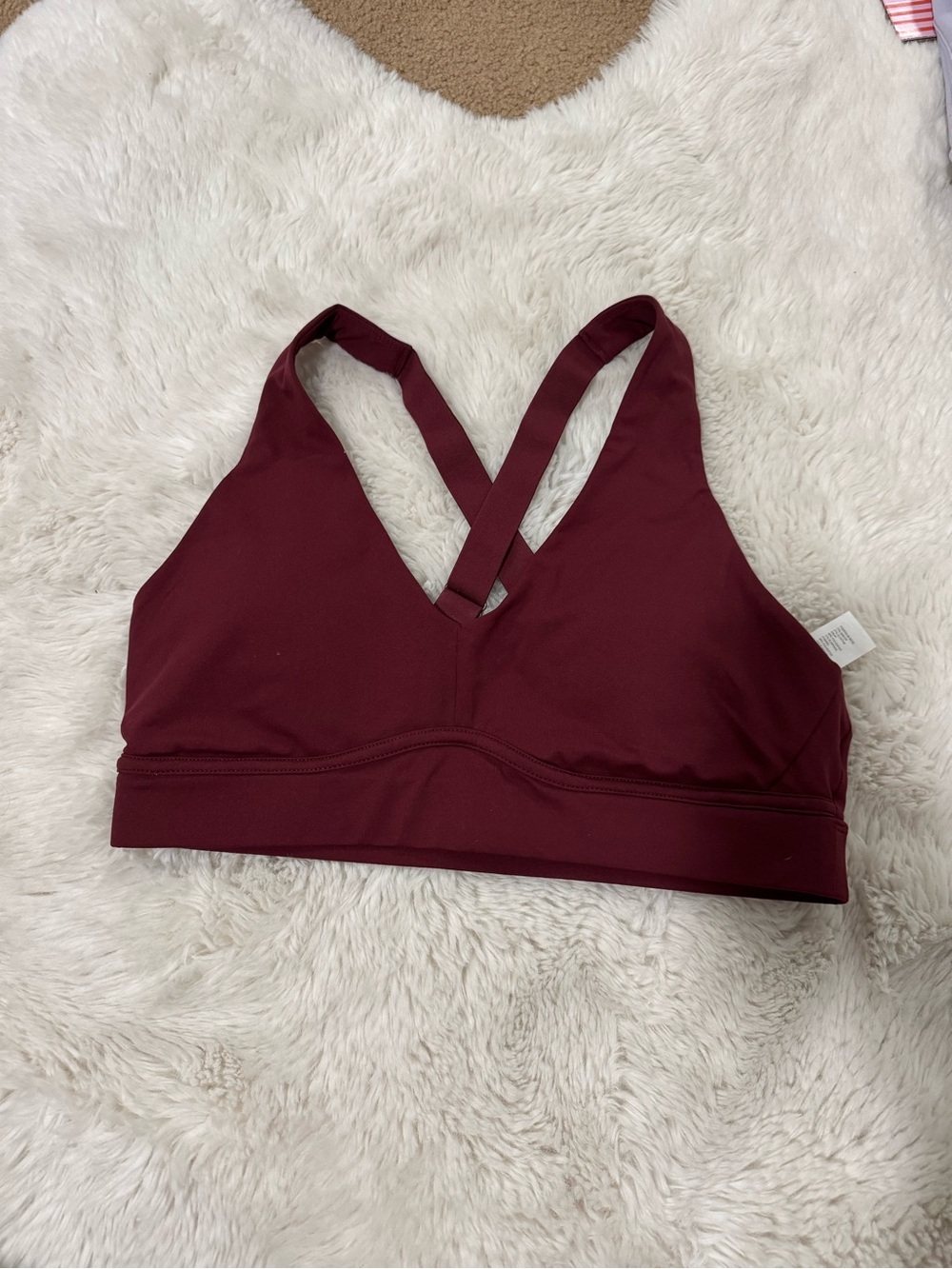 Fabletics V‑Neck Crisscross Back Sports Bra - Burgundy